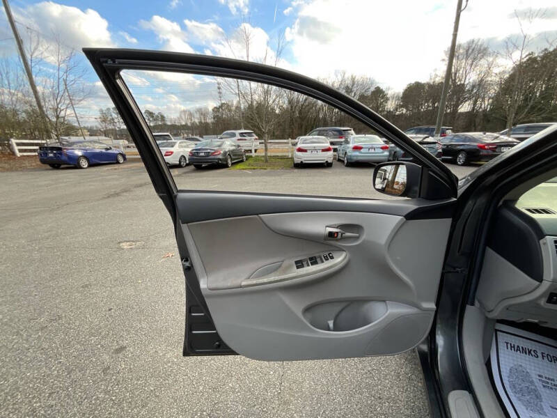 2013 Toyota Corolla LE