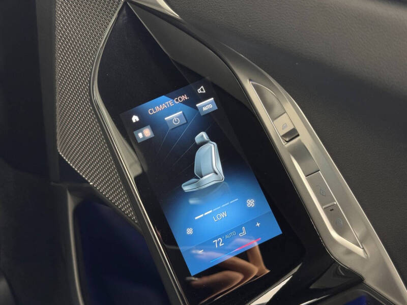 2023 BMW 7 Series 740i