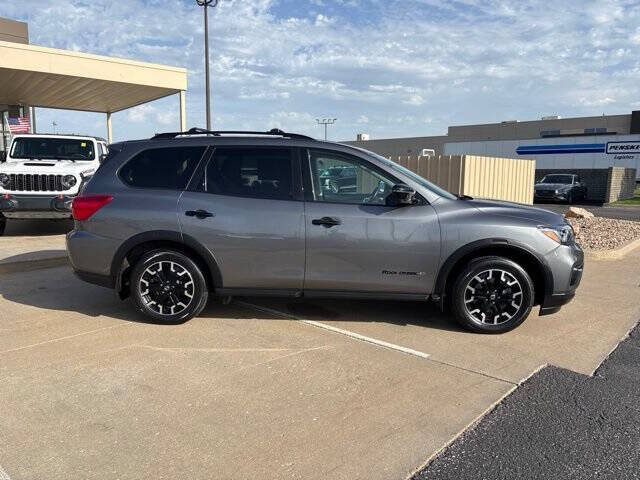2019 Nissan Pathfinder SL