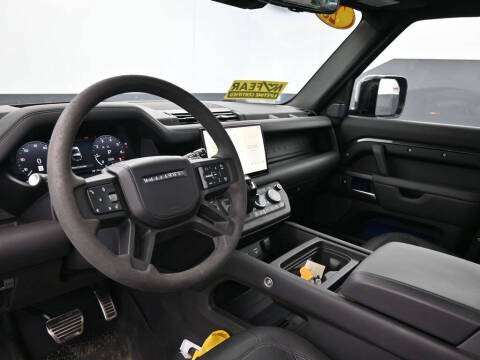 2023 Land Rover Defender 90 V8