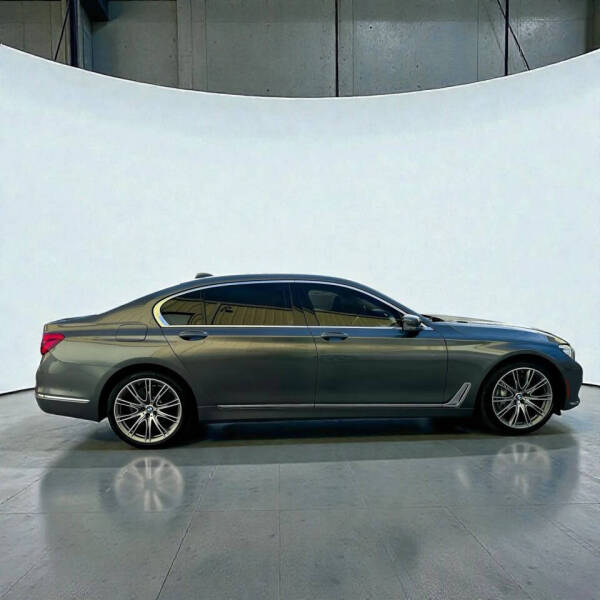 2016 BMW 7 Series 740i