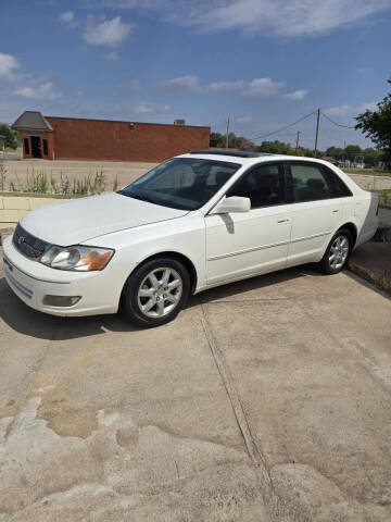 2001 Toyota Avalon for sale at ADVANTAGE AUTO SALES in Enid OK