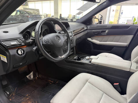 2010 Mercedes-Benz E-Class