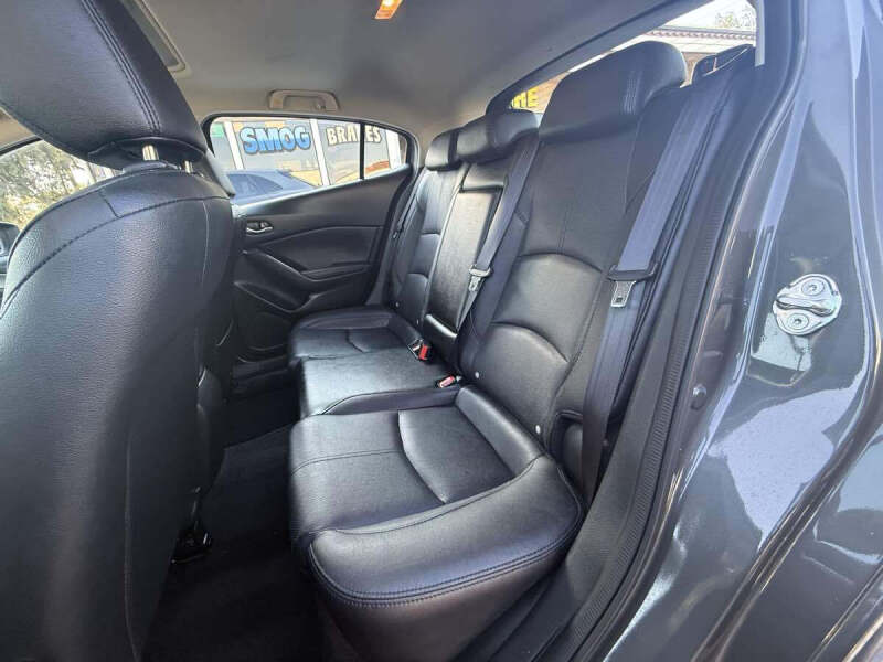 2017 Mazda MAZDA3 Grand Touring