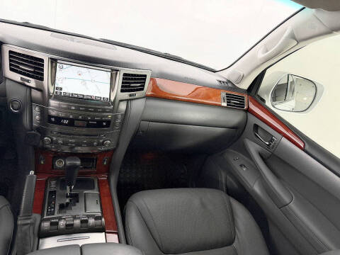 2009 Lexus LX 570