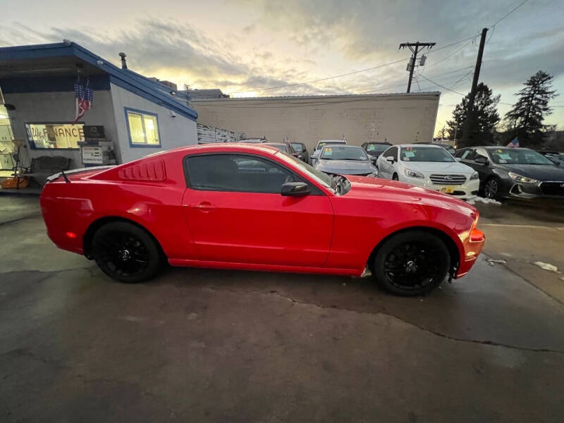 2014 Ford Mustang V6