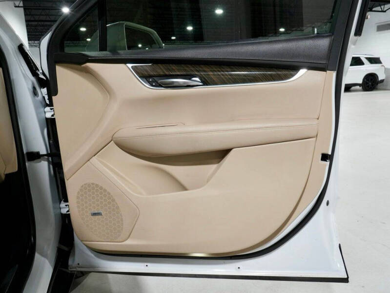 2017 Cadillac XT5