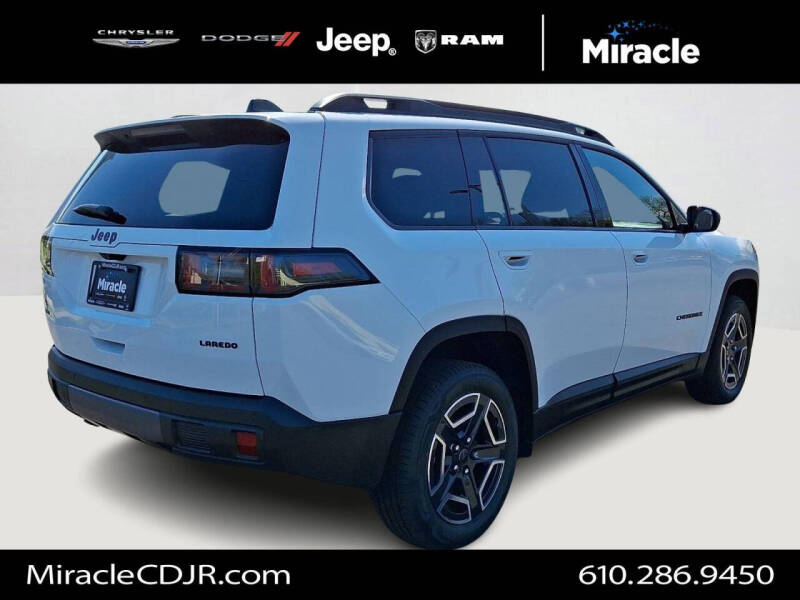 2026 Jeep Cherokee Laredo