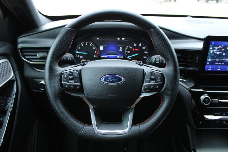 2022 Ford Explorer ST-Line