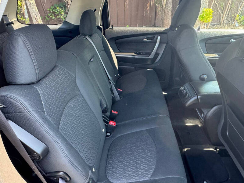 2008 GMC Acadia SLE-1