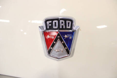 1954 Ford Crestline
