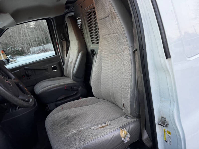 2017 GMC Savana 2500