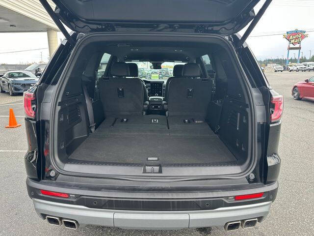 2024 GMC Acadia Elevation