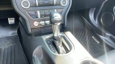 2020 Ford Mustang EcoBoost Premium