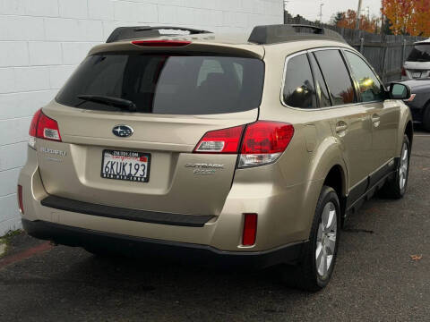 2010 Subaru Outback 2.5i Premium