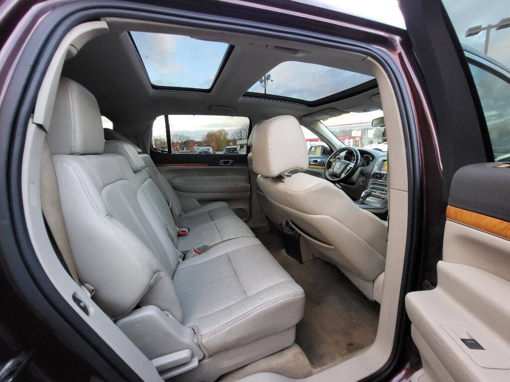 2010 Lincoln MKT for sale at COLLEGE MOTORS LLC in South Bend, IN