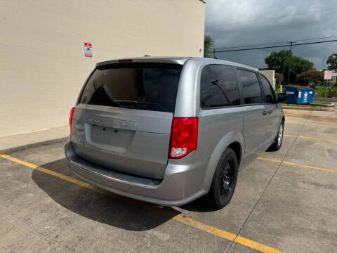 2019 Dodge Grand Caravan SE Plus