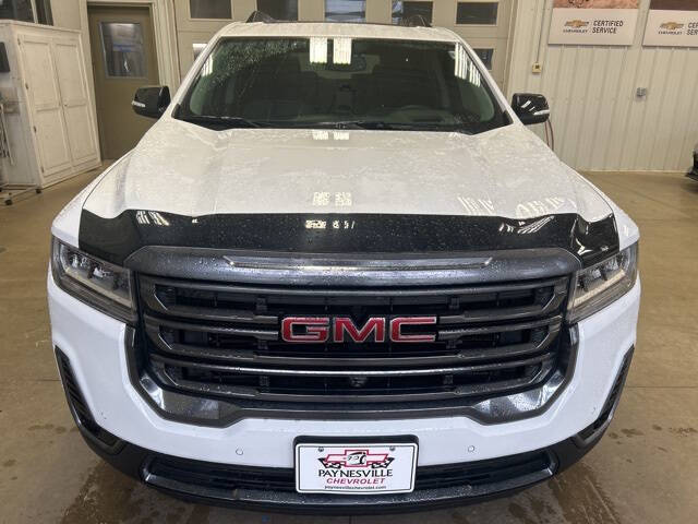 2023 GMC Acadia AT4