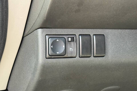 2012 Nissan Pathfinder SV