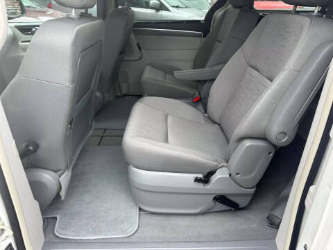 2009 Volkswagen Routan