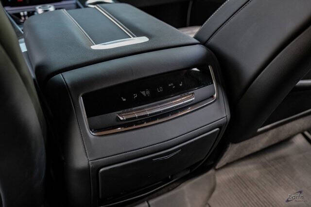 2025 Cadillac Escalade-V