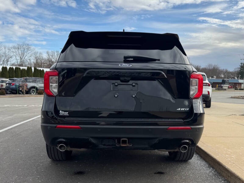 2023 Ford Explorer ST-Line