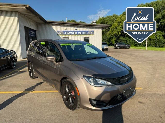2018 Chrysler Pacifica Touring Plus