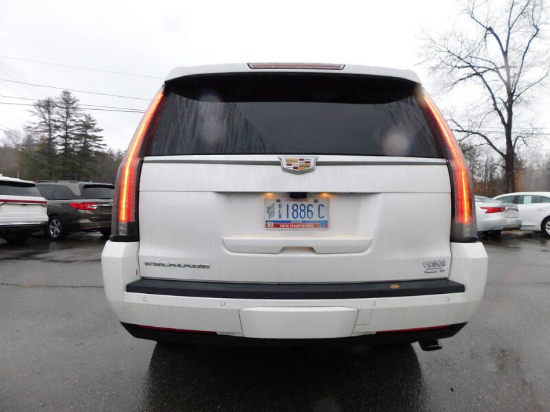 2018 Cadillac Escalade ESV Platinum