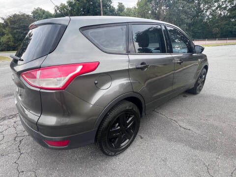 2016 Ford Escape S