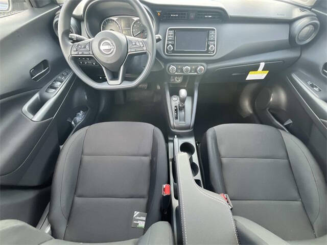 2025 Nissan Kicks Play S