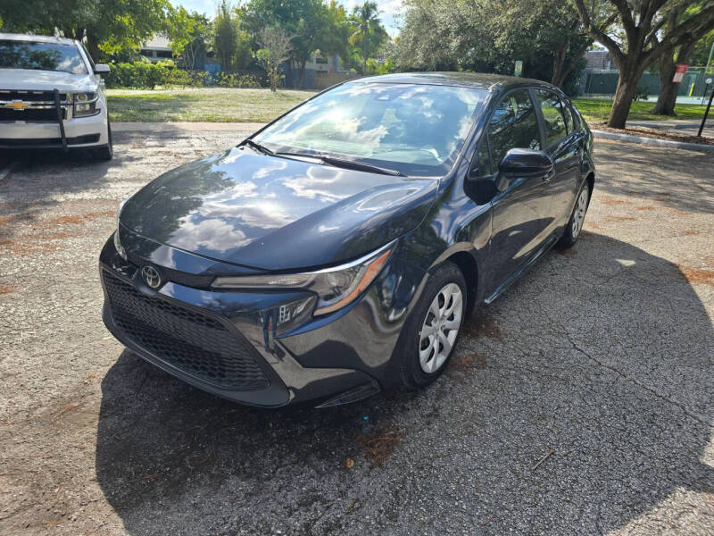 2022 Toyota Corolla LE's photo