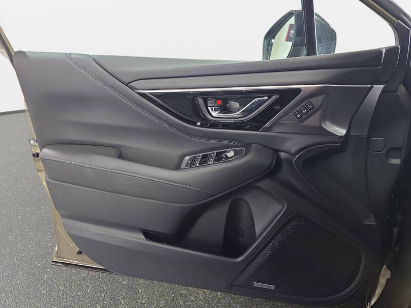2025 Subaru Outback Limited XT