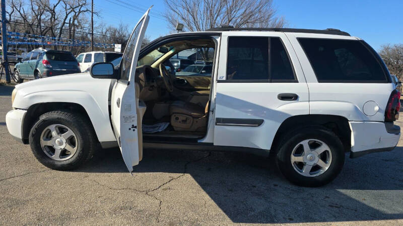 2002 Chevrolet TrailBlazer for sale at Dave-O Motor Co. in Haltom City TX