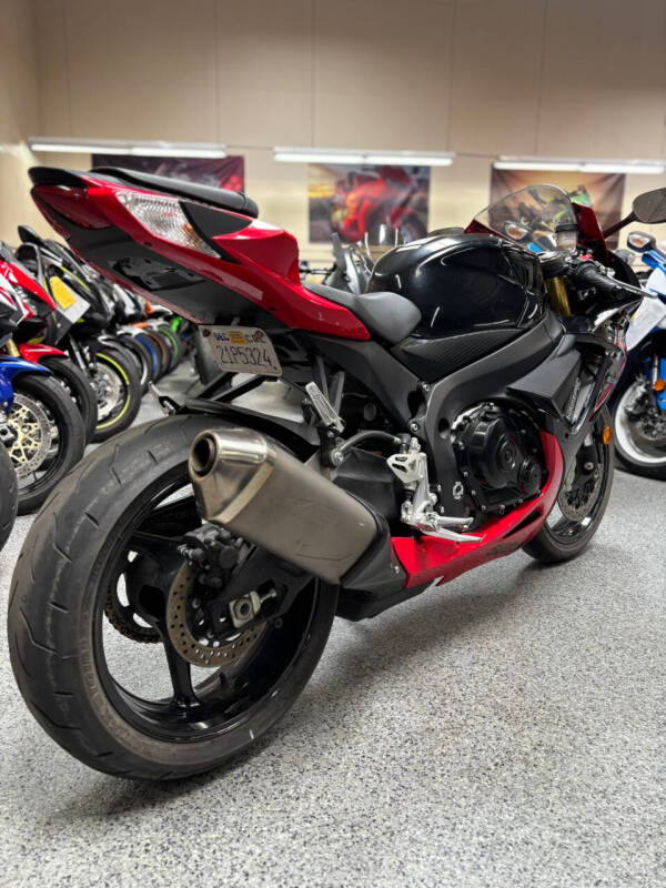 2014 Suzuki GSX-R750
