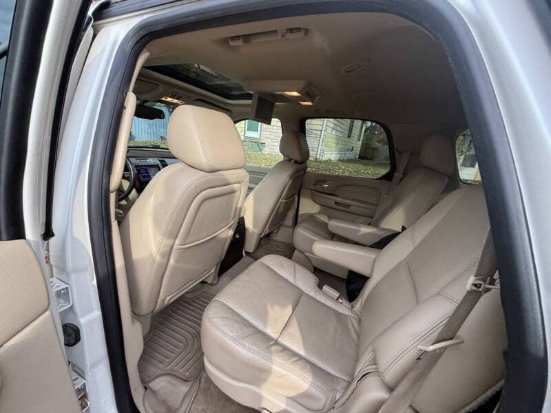 2013 Cadillac Escalade Premium