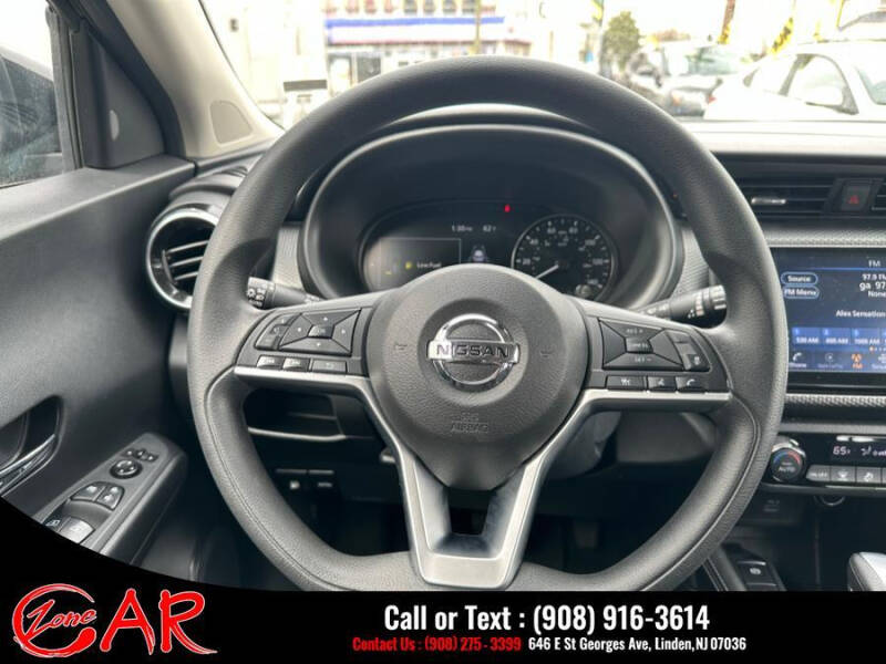 2021 Nissan Kicks SV