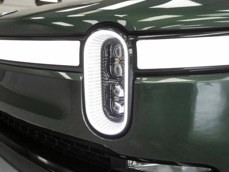 2022 Rivian R1T Adventure