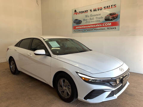 2025 Hyundai Elantra SE