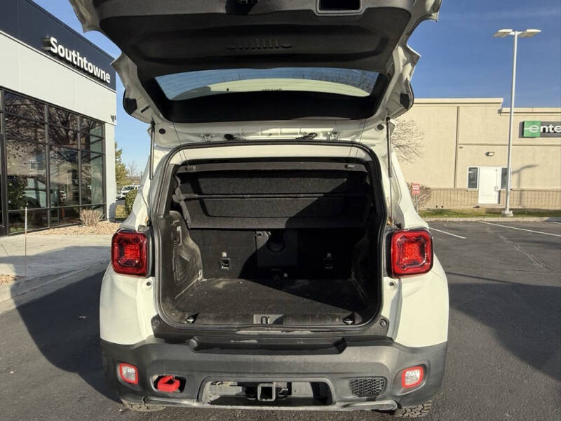 2021 Jeep Renegade Trailhawk