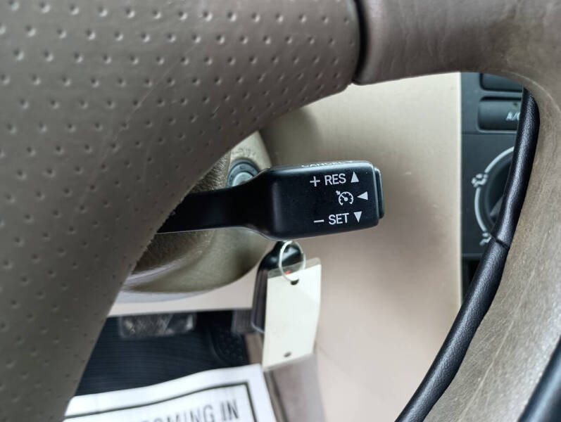 2006 Toyota Corolla LE