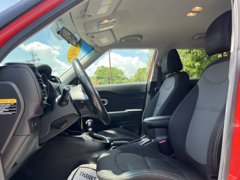2017 Kia Soul +