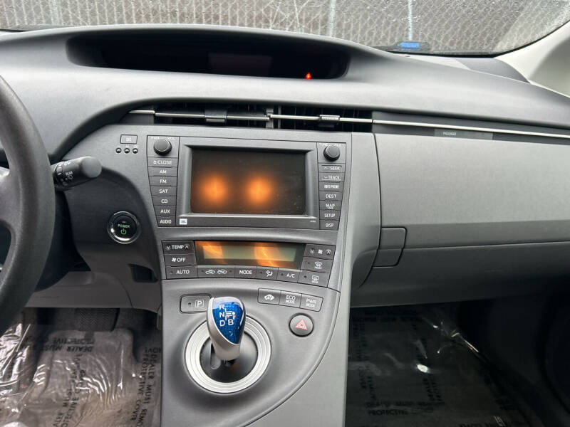 2011 Toyota Prius Three