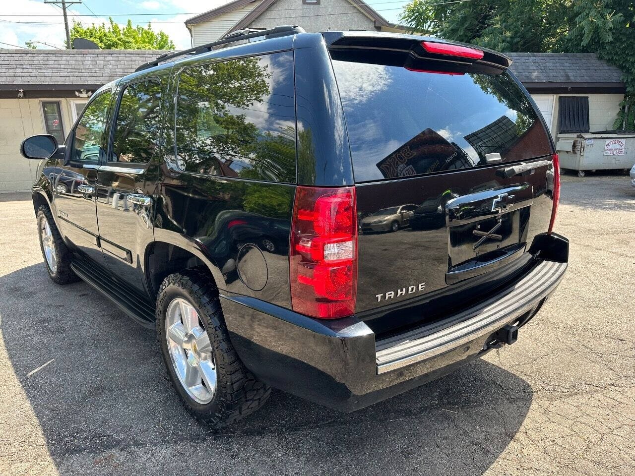 2008 Chevrolet Tahoe for sale at Kelly Auto Group in Cleveland, OH