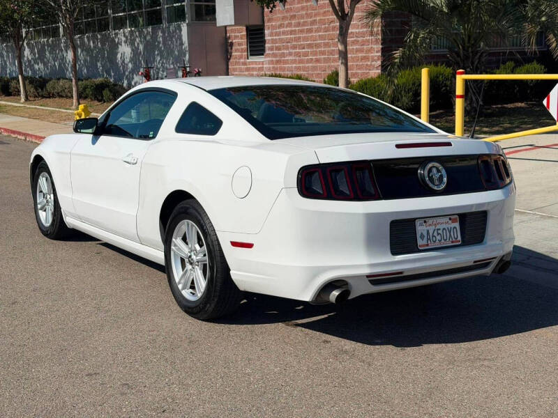 2014 Ford Mustang V6 Premium