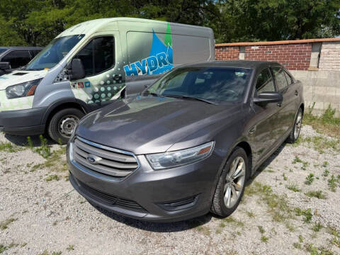 2013 Ford Taurus