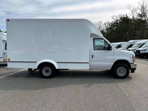 2027 Ford E-Series
