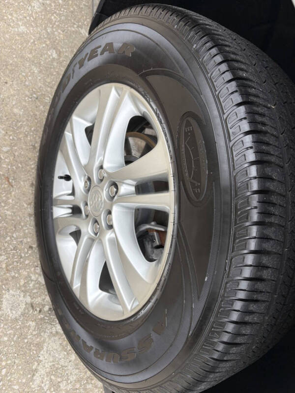 2020 Buick Enclave Essence