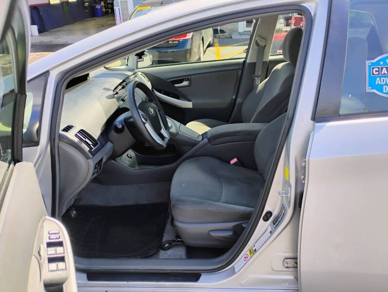 2010 Toyota Prius II