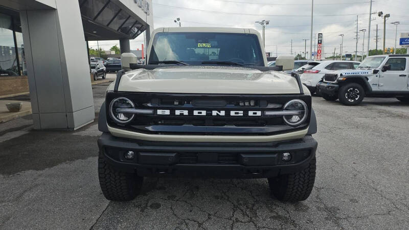 2026 Ford Bronco Outer Banks