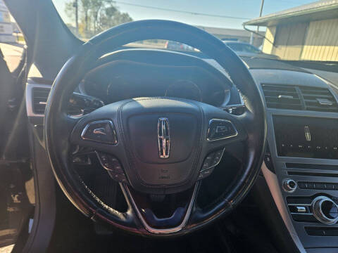 2018 Lincoln MKZ Select